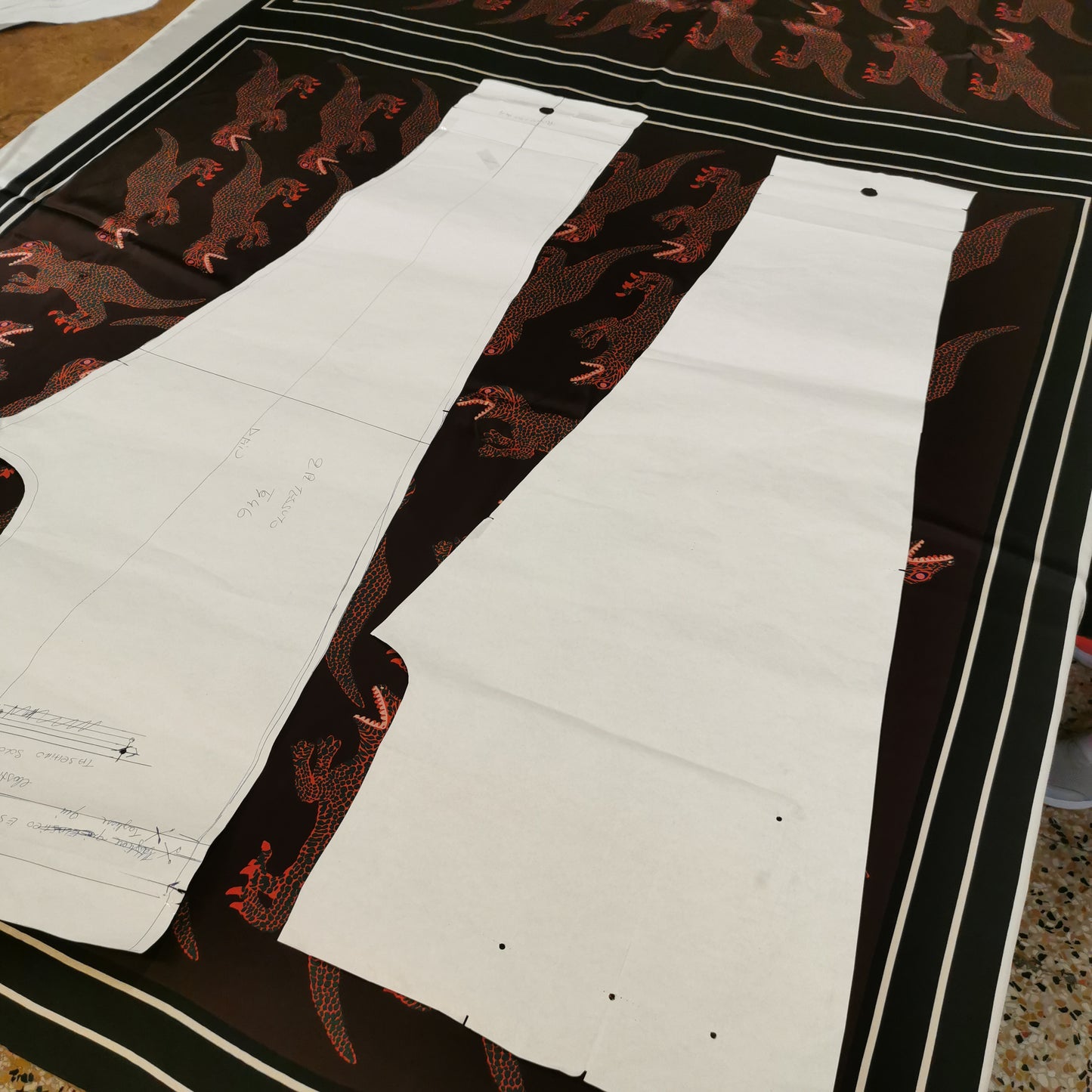 Pigiama in seta fantasia Dinosauri