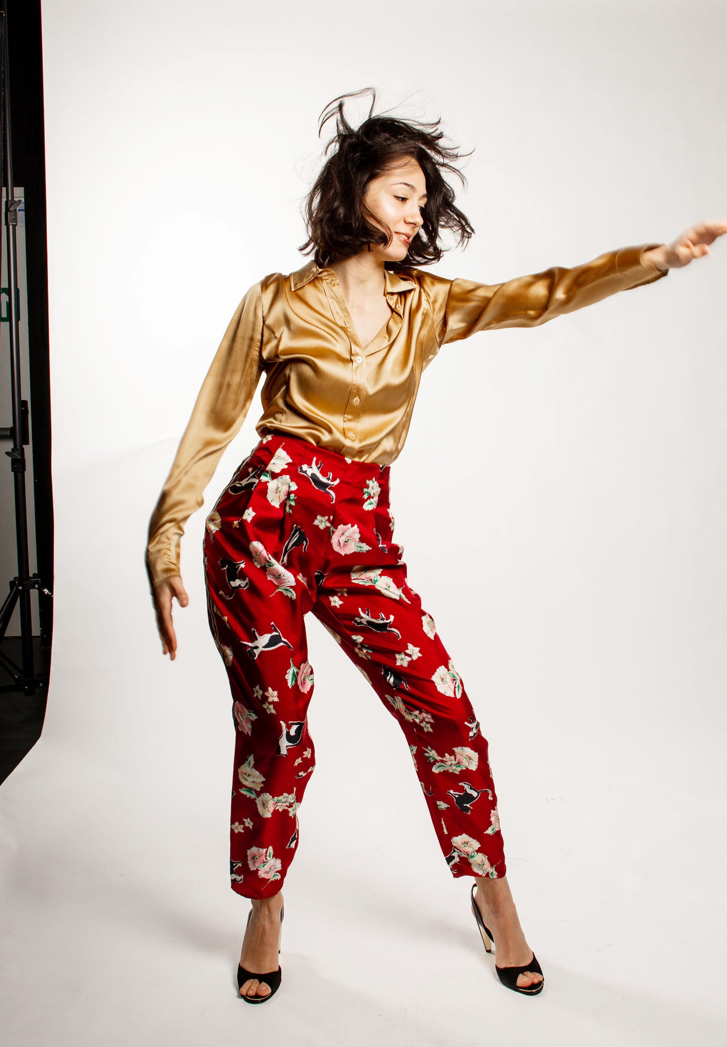 Pantalone In seta con pinces *pezzo unico